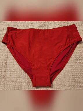 DKNY Women's Red Swim Bottoms NWT XXL Full Coverage Versatile Classic Colorful